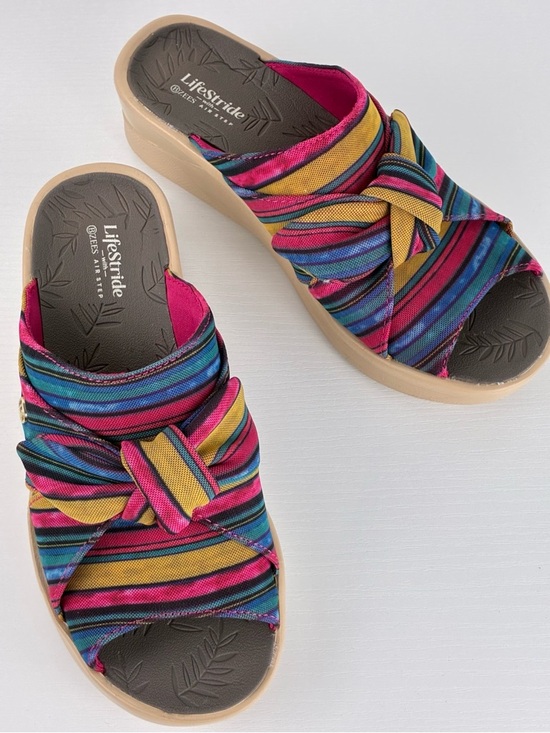 Life Stride BZees Shoes - Bzees Smile Wedge Sandal 6 Raspberry Multicolor Striped Casual Comfort Slide NWB